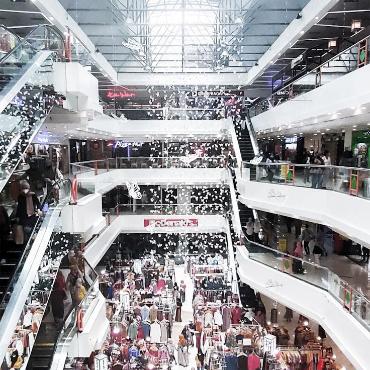 Family-friendly shopping and daily life in Germany